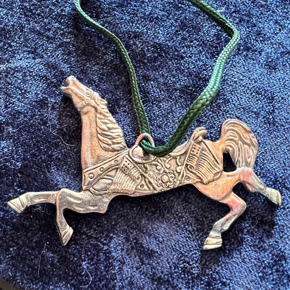 Reed & Barton 1992 Carousel Horse Ornament 5th Edition - Picture 5 of 6